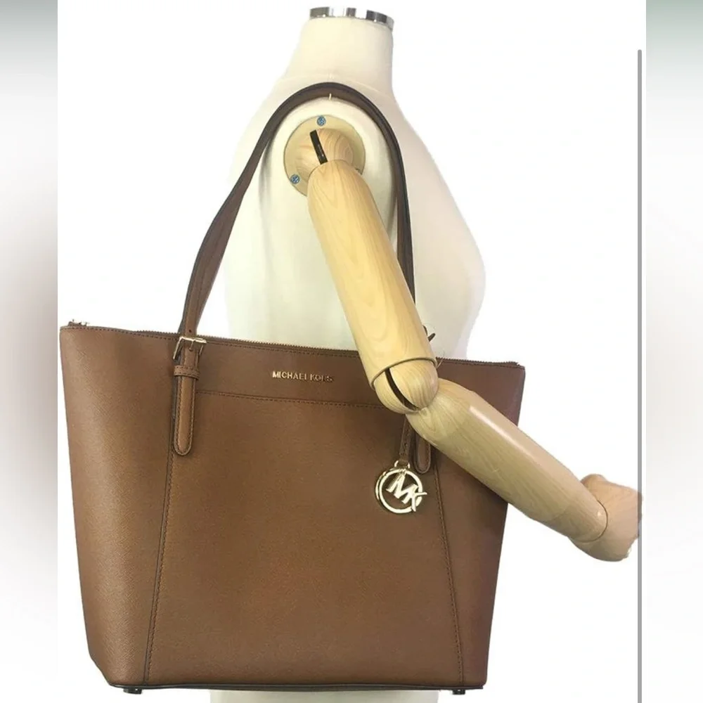 Michael Kors Ciara LG Tote Bag Leather NWT - Picture 3 of 11